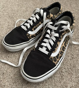 ladies vans size 5.5