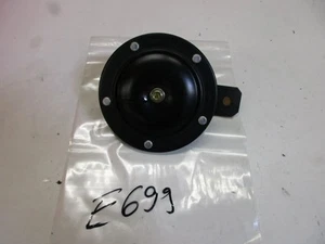 Hupe E699. Suzuki GS 400_425 Horn 38500-64130 Signal horn 12 V Signal - Picture 1 of 4