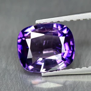 1.09Ct Cushion _ Resplendent Untreated Vivid Purple Scapolite From Tanzanite - Bild 1 von 1