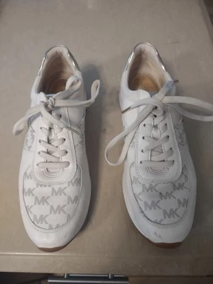 MICHAEL KORS THE GOLDEN LEATHER TENNIS SNEAKER SHOE WOMEN'S US 8.5 MK LOGO - Image 1 of 4