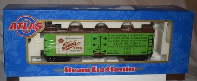 Atlas 7728-2 Woodside Refrigerator Car Tivoli Beer - NEW O Gauge 2-Rail - Image 1 of 4