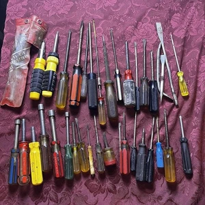 Vintage Lot Of Screwdrivers Stanley Master Mech. Crescent Flat Philips Nut Drive - Picture 1 of 24