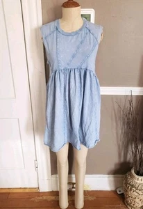¡¡Fabuloso vestido azul bebé sin mangas de Urban Outfitters!! Talla XS!! - Imagen 1 de 7