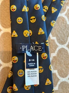 The Childrens Place Boys Emoji Neck Tie Size 8-14 - Picture 1 of 4