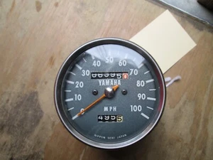 72-75 YAMAHA SPEEDOMETER GAUGE SPEEDO CT2 CT3 DT2 DT3 RT2 RT3 175 250 360 400 - Picture 1 of 3