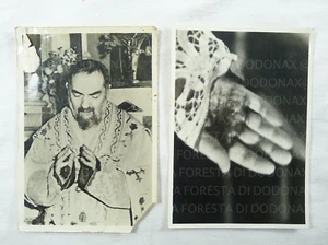 VECCHIE FOTOGRAFIE VERE FOTO S. PADRE PIO STIGMATE ORIGINALI ANNI '50 RELIQUIA - Foto 1 di 5
