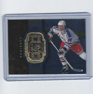 1998 1998-99 SPX FINITE WAYNE GRETZKY RADIANCE #53 0734/4750 NEW YORK RANGERS - Picture 1 of 2