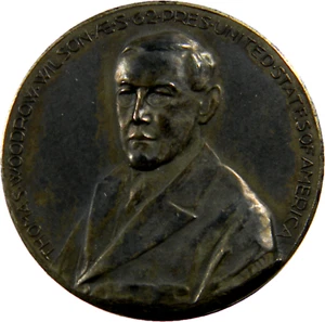 Amsterdam, 1918 Woodrow Wilson Silver Medal With Case  (02530) - Picture 1 of 6