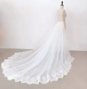 Gonna da matrimonio in tulle bianco rimovibile con applique pizzo sovragonna da sposa sovrapposizione - Foto 1 di 5