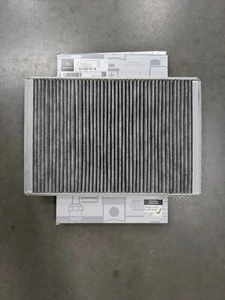 Genuine OEM Mercedes Benz 906 Chassis Sprinter Charcoal Cabin Air Filter - Picture 1 of 1