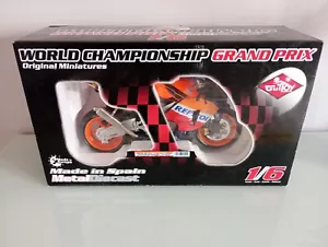 Guiloy Honda RC 211V Valentino Rossi 1:6 new in box - Foto 1 di 4
