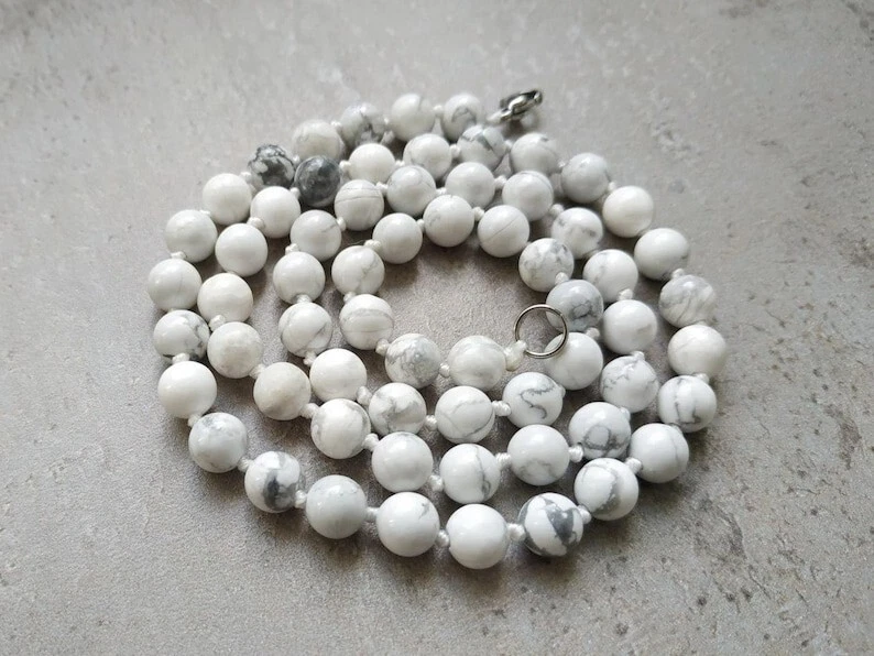 A+ Natürliche weiße Howlith glatte runde Edelstein Perlen Halsketten 24 Zoll ... - Bild 1 von 4