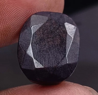 Beautiful 18.35 Carat Natural Blue Sapphire Oval Cut IGL Certified Gemstone 5ANX - Image 1 of 4