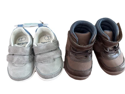 批量 2 件 Stride Rite Surprize 婴儿鞋 尺码 0-3 Mos 记忆泡沫和防臭 — 第 1/4 张图片