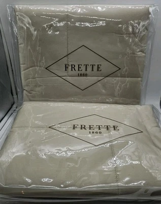 Almohada decorativa europea acolchada de algodón simple Frette dos fundas nueva GL025039 $850 Foto 1 de 4