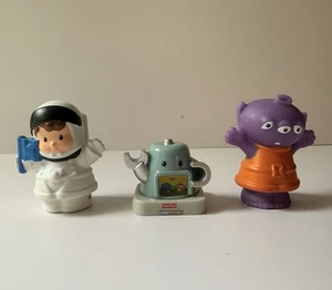 Fisher Price Little People Weltraum Set Astronaut Roboter Space Alien 2010 selten - Bild 1 von 3