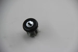 Original BMW E36 E34 E32 E31 Z1 Lock Cylinder With Code 32311092764 - Picture 1 of 5