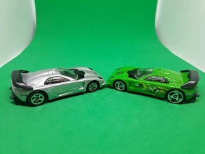 Hot Wheels Callaway C7R Race Car (1) Silver & (1) Green - Picture 1 of 7