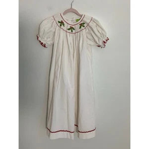 Classic Whimsy Christmas Smocked Dress size 7 - Picture 1 of 4