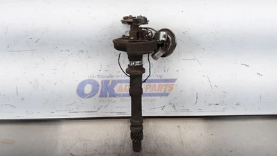 1961 CHEVY CORVETTE DELCO REMY DISTRIBUTOR 1110946 - Image 1 of 4