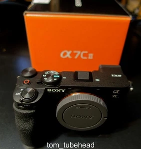 Sony Alpha 7C II 33,0MP Spiegellose Vollformat Systemkamera  (Nur Gehäuse) - Bild 1 von 8