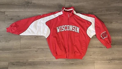 Vintage Majestic NCAA Wisconsin Badgers Full Zip Heavyweight Jacket Mens XL - Image 1 of 4