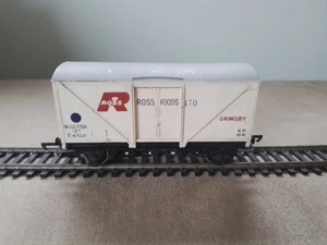 Wrenn Modelleisenbahn Spur W5001 OO Ross Foods 12T isolierter Fischwagen E87231 - Bild 1 von 5