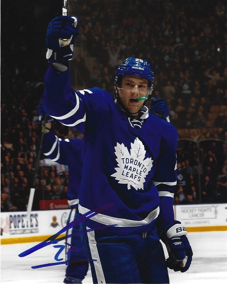 Foto autografada assinada 8x10 NHL Toronto Maple Leafs James Van Riemsdyk certificado de autenticidade - Imagem 1 de 1