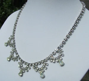 Vintage Festoon, Swag, Rhinestone Cocktail Sparking Necklace Claw Set & Stunning - Picture 1 of 8