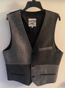 MARC ECKO Cut N Sew Lined Vest Gray Black Size XL Classic Patch Cut - Picture 1 of 10