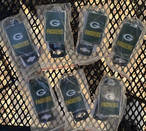 7 Green Bay Packers portachiavi acrilico bifacciale 3 3/4" licenza NFL nuovo con etichette - Foto 1 di 2