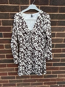 H&M Dress Women’s Medium Floral Elegant Office Cocktail Party Club Festival Chic - Picture 1 of 10