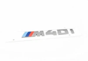 NUOVO originale per BMW G01 X3 M40i grigio cerio emblema bagagliaio decalcomania distintivo 51148089576 - Foto 1 di 1