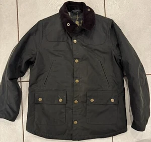 Barbour Boys WINTER REELIN Dark Green Quilted Waxed Jacket Size MEDIUM - Picture 1 of 12