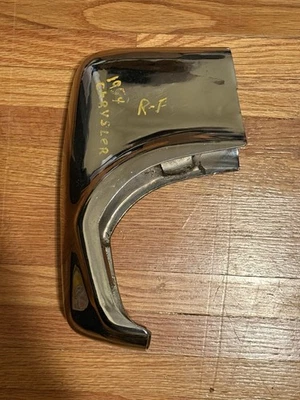 Protector de parachoques delantero derecho Mopar 1954 Chrysler Imperial Foto 1 de 4