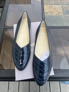 New Amalfi By Rangoni Flats Women’s Shoe Leather And Patent Leather Design 9.5. - Picture 1 of 9