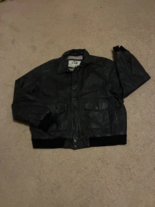 Cougar echt schwarz Leder Bomberjacke Herren groß isoliert gefüttert Knopf - Bild 1 von 11