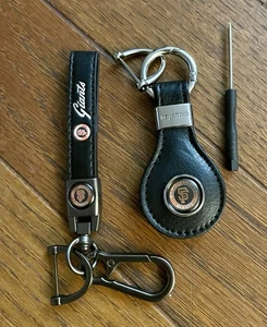 BLACK LEATHER KEYCHAINS  MLB SAN FRANCISCO GIANTS - Picture 1 of 4