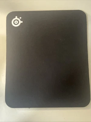 SensorsSteelSeries QcK Gaming Mouse Pad - Large Cloth.  - Image 1 of 2