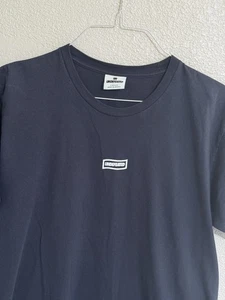 Herren T-Shirt Undefeated Logo Flagge Gr. Large klassisch marineblau - Bild 1 von 6
