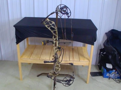 BEAR PARADIGM RH 45- 70# COMPOUND BOW W/SITES & WHISKER BISCUIT NWT - Image 1 of 4