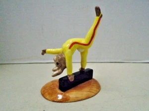 Bunnykins Sport Collection Gymnast DB 207 Royal Doulton 1999 Australia 1686/2500 - Picture 1 of 3