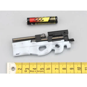 I8 Toys 501S614-B 1/6 Scale Serene Hound - Maid Be P90 Submachine Gun Model - Picture 1 of 3