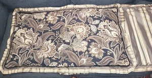 Set of 2 J. Queen Black/Gold Ruffled Euro Pillow Shams Zipper Plus Throw Pillow - Picture 1 of 6