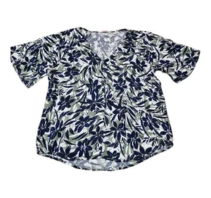 TRENERY Top Short Sleeve Womens Green Floral Shirt Size Medium - Like New - Picture 1 of 6