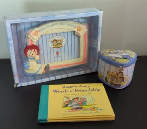 Vintage Raggedy Ann & Andy Collection, Bilderrahmen, Buch & Kleingeldbank - Bild 1 von 12