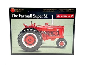 1/16 McCormick Farmall Super M Tractor Precision Series #8 - Picture 1 of 3