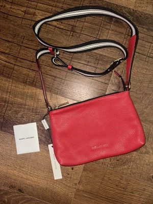 Novo com etiquetas! BOLSA TIRACOLO MARC JACOBS BARBADOS COURO VERMELHO ALEGRE! US$ 195 - Imagem 1 de 4