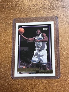 1992-93 Topps Basketball Gold # 283 Larry Johnson - Picture 1 of 2