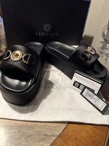 Black VERSACE MEDUSA '95 BIGGIE Platform Slide Sandal Sz 9 SOLD OUT EXCELLENT - Picture 1 of 24